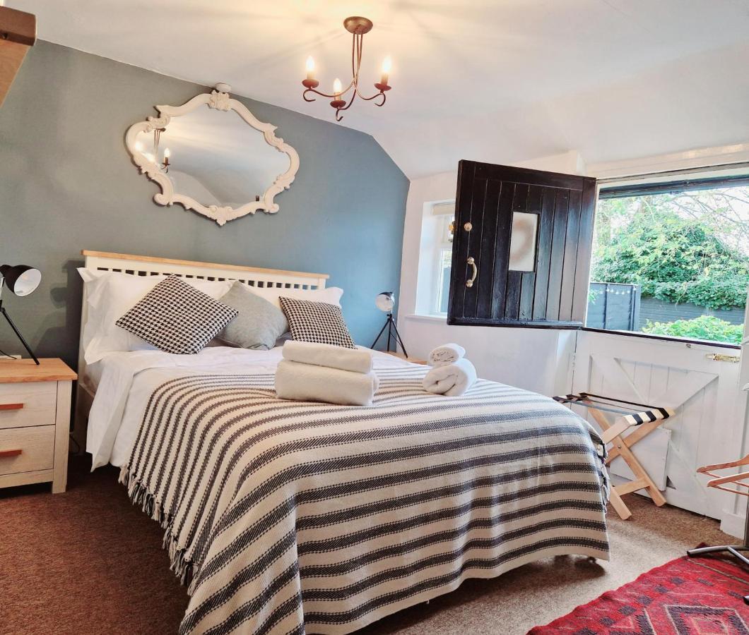 The Jolly Sailor, Orford Bed & Breakfast Exterior photo