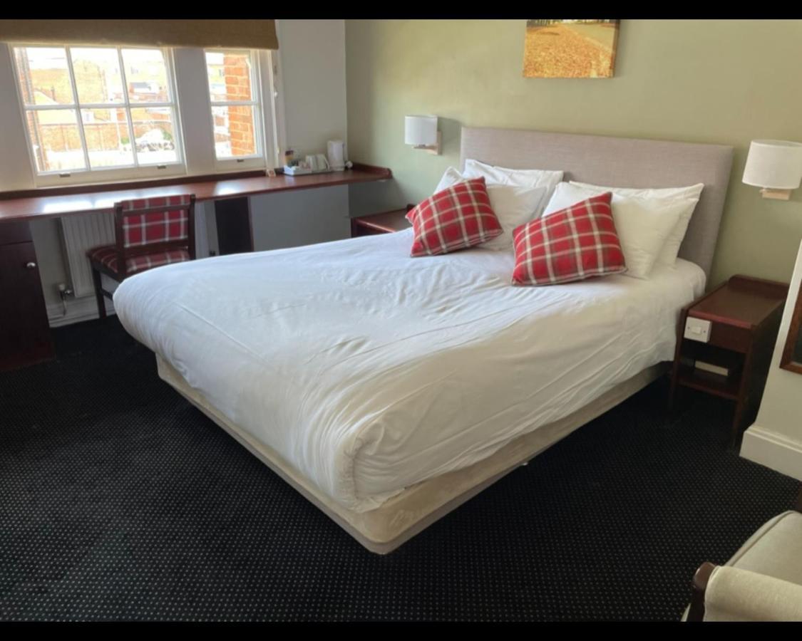 The Jolly Sailor, Orford Bed & Breakfast Room photo